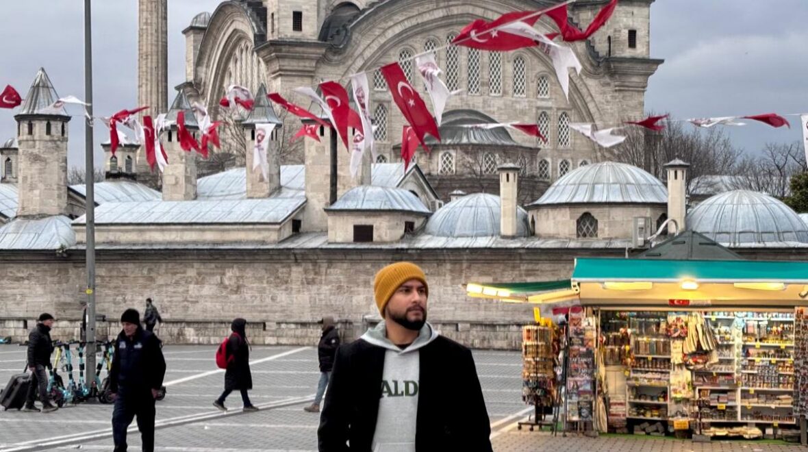 Traveling Is Knowledge